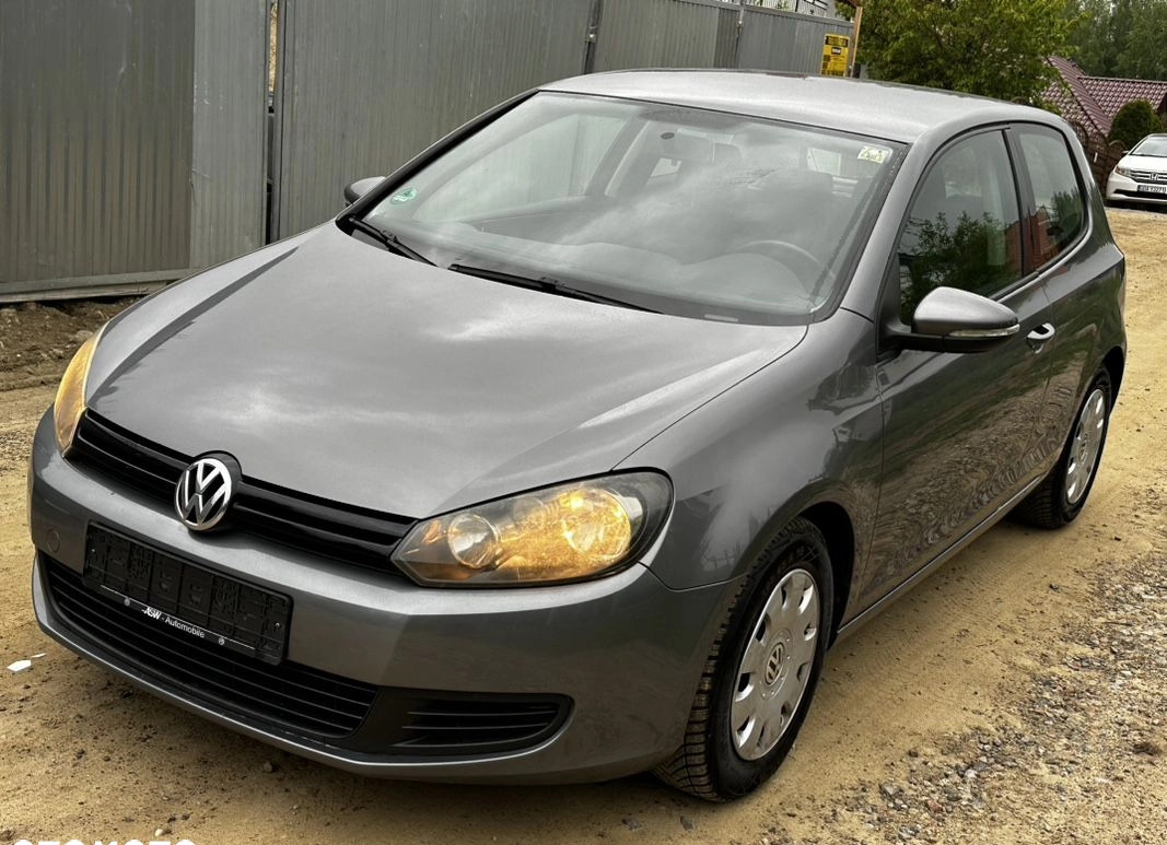Volkswagen Golf cena 22900 przebieg: 202000, rok produkcji 2009 z Słupsk małe 781